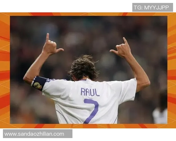 足球明星风采对比图揭示岁月变迁与风格演变的精彩瞬间 足球明星风采对比图揭示岁月变迁与风格演变的精彩瞬间